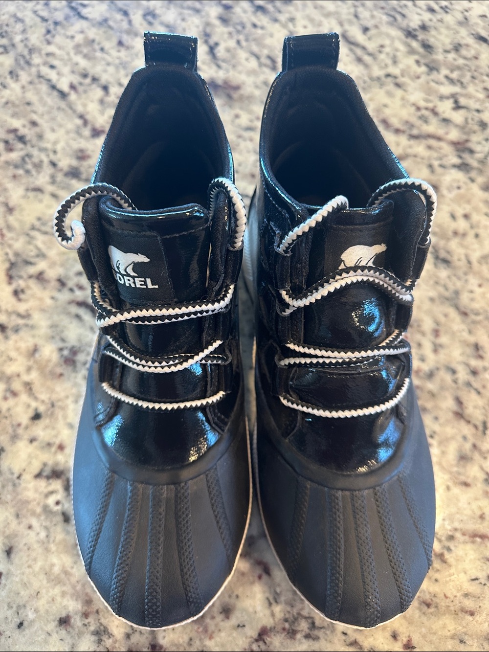 Sorel black Patent Leather Out N About III duck